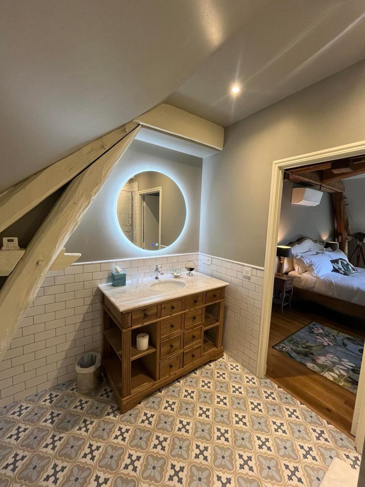 Number 8 Bed and Breakfast Meursault Buitenkant foto