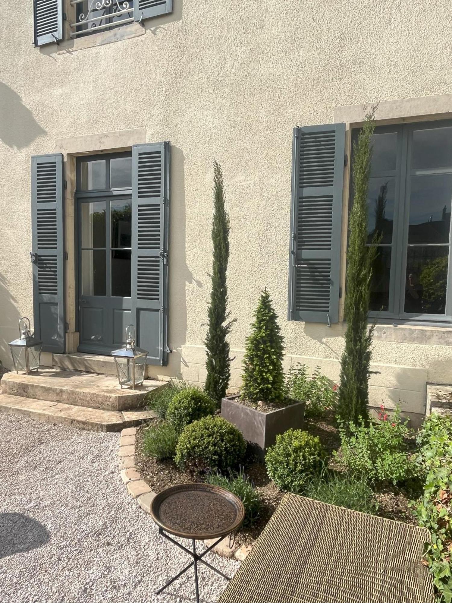 Number 8 Bed and Breakfast Meursault Buitenkant foto