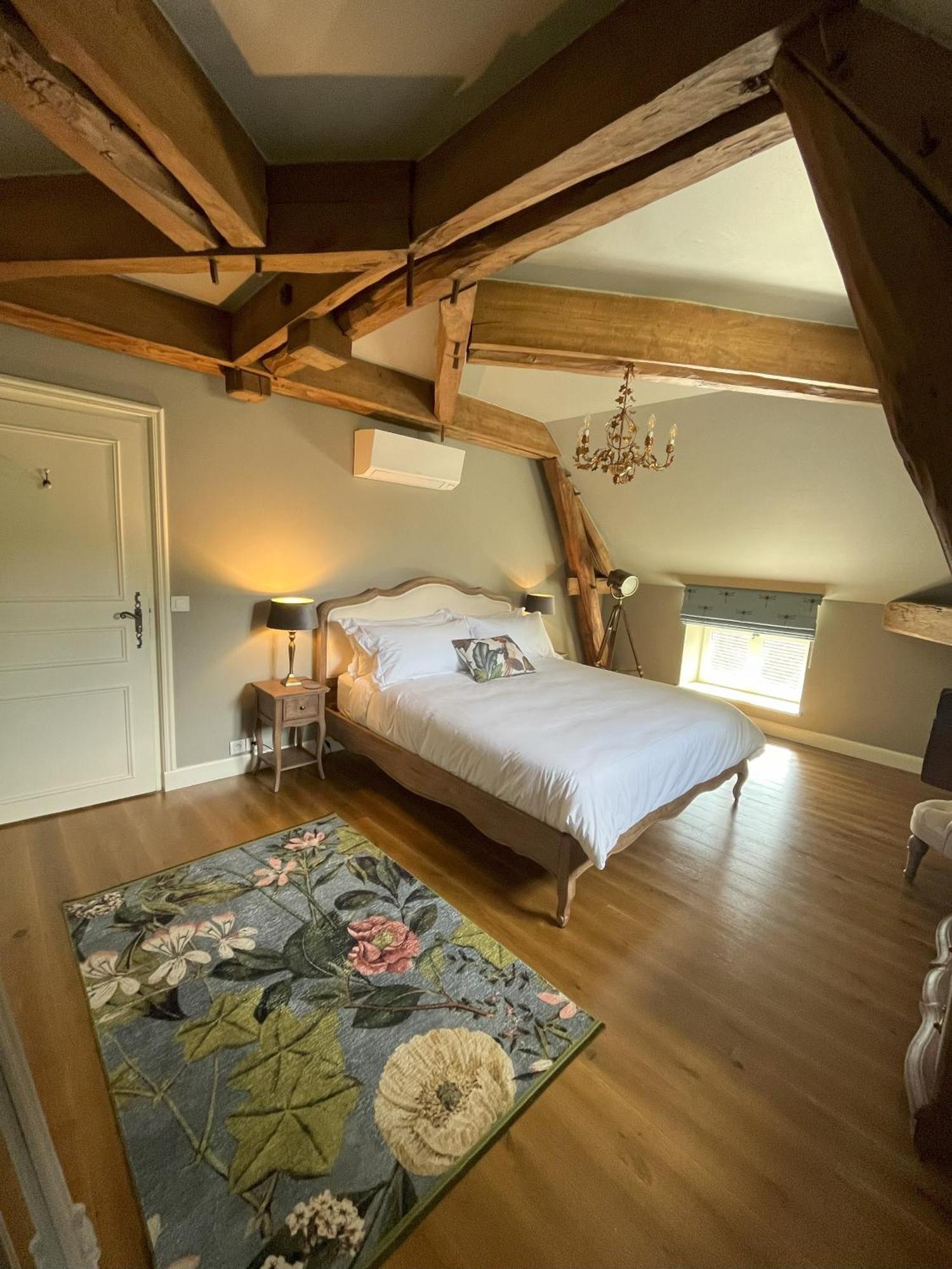Number 8 Bed and Breakfast Meursault Buitenkant foto
